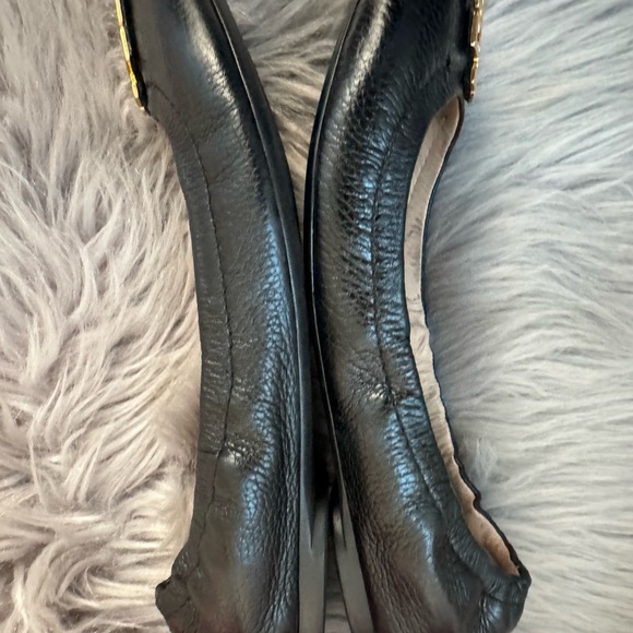TORY BURCH 8M Melinda Ballet Flats Black Tumbled Leather Gold Logo Womens Shoes - Picture 6 of 9